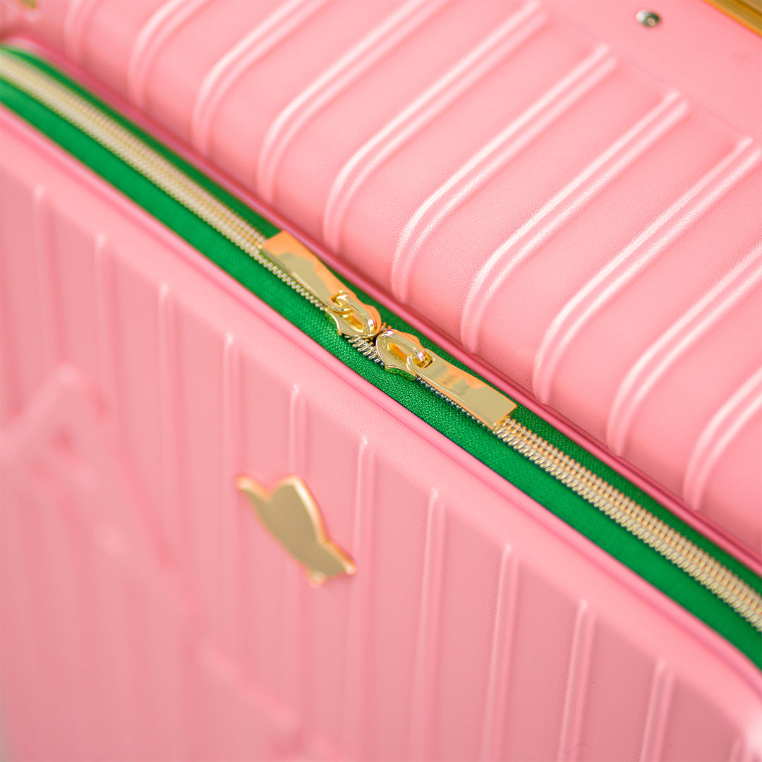 Executive Ivy 22" Suitcase