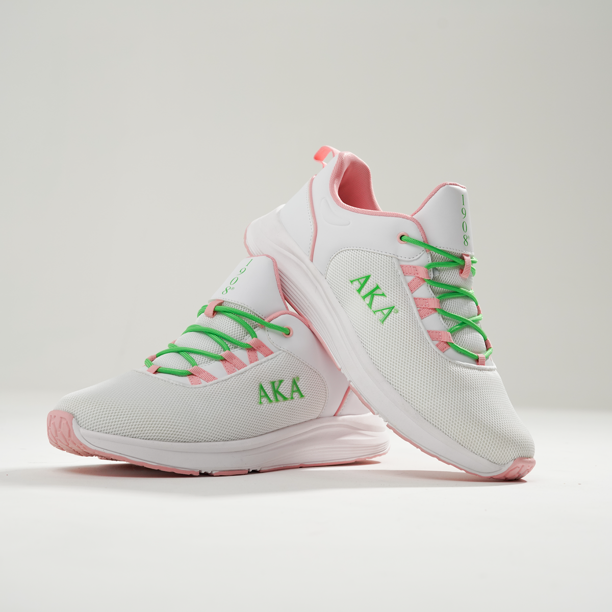 Ivy Edge Tennis Shoe