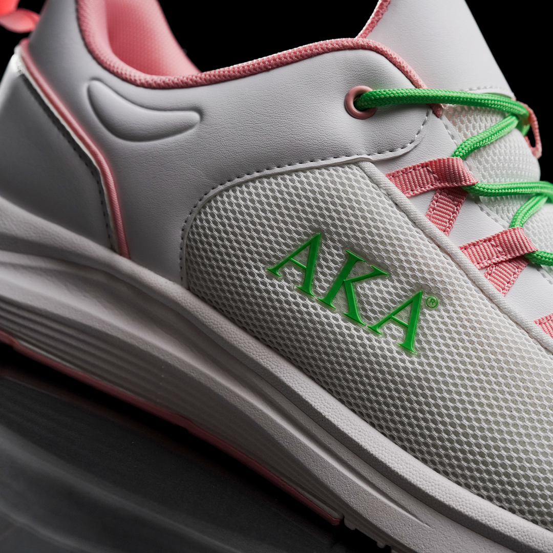 Ivy Edge Tennis Shoe