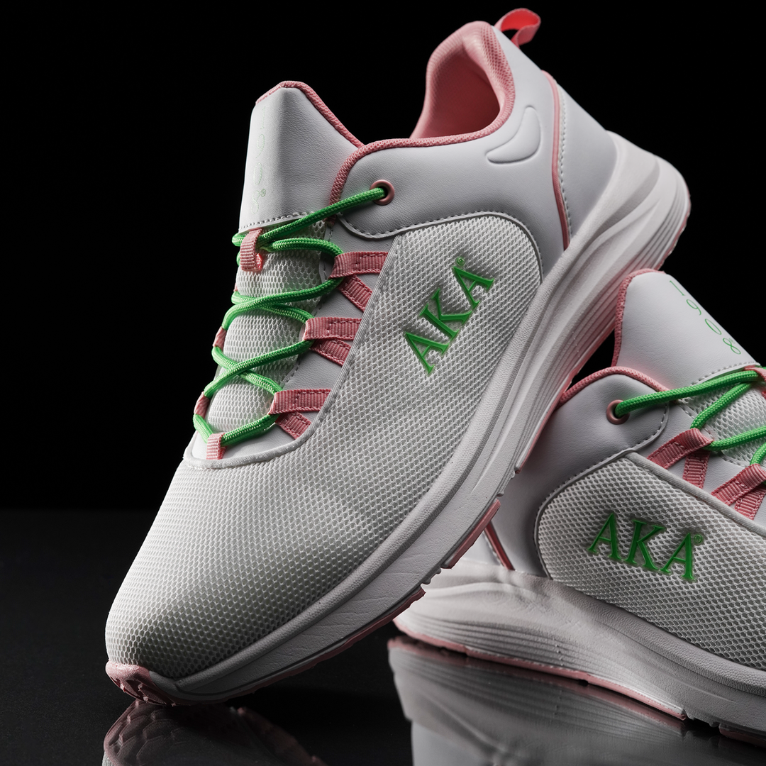 Ivy Edge Tennis Shoe