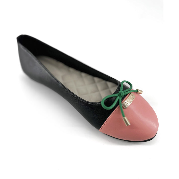 AKA Cap Toe Flat-Black