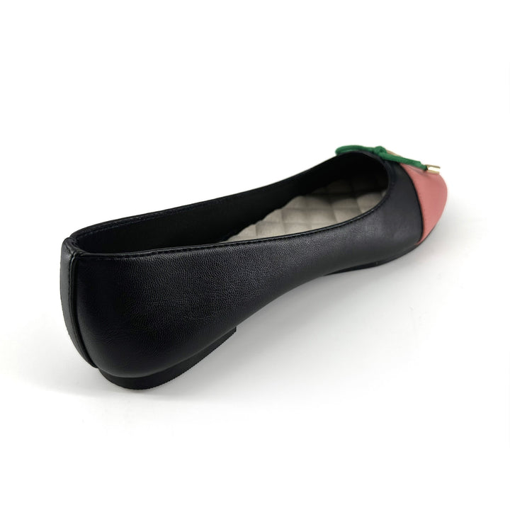 AKA Cap Toe Flat-Black