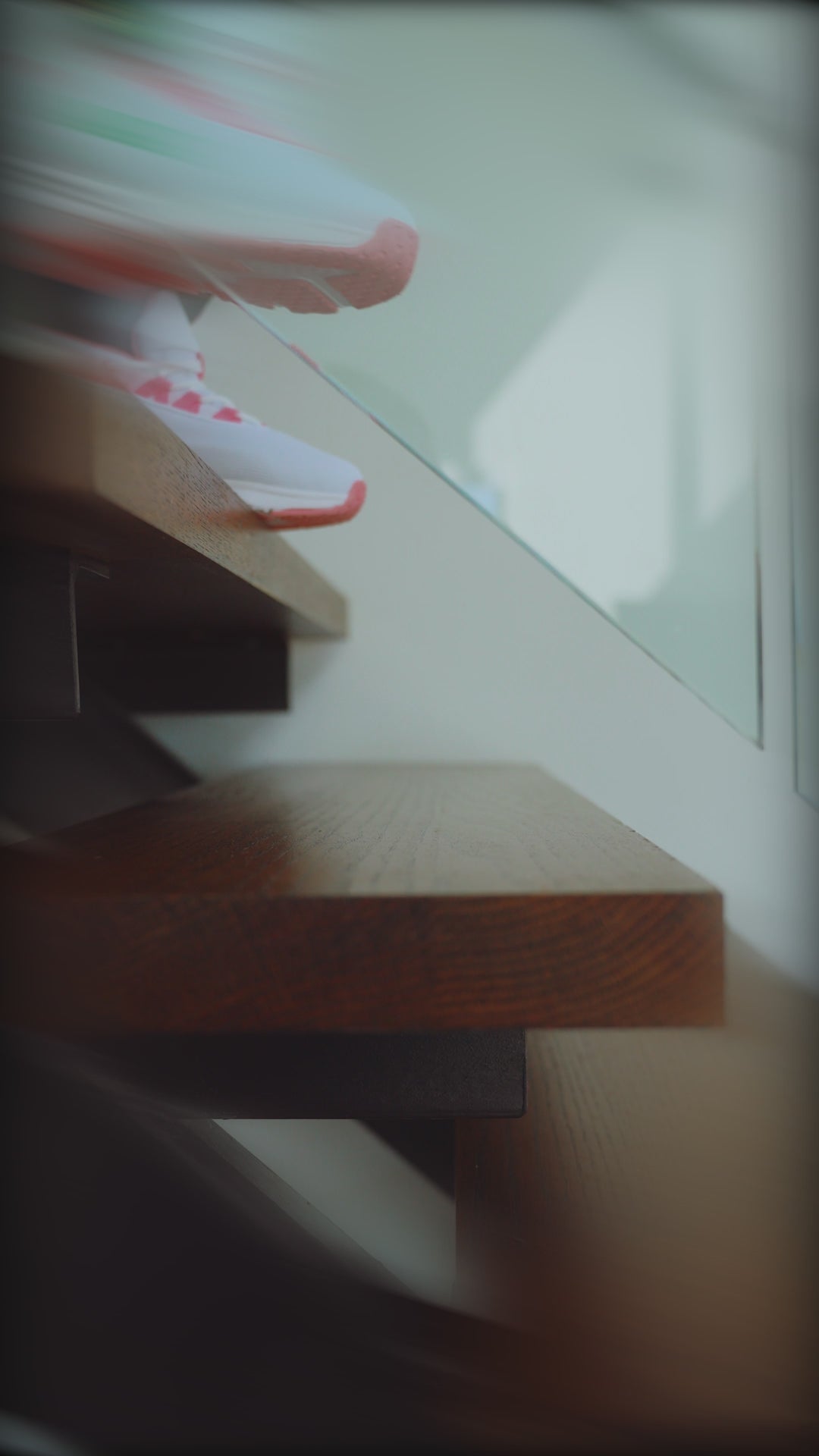 Ivy Edge Tennis Shoe